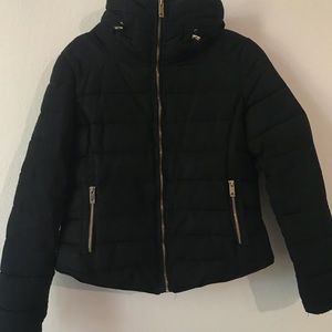 Zara•Black puff anorak jacket gold zips fur collar